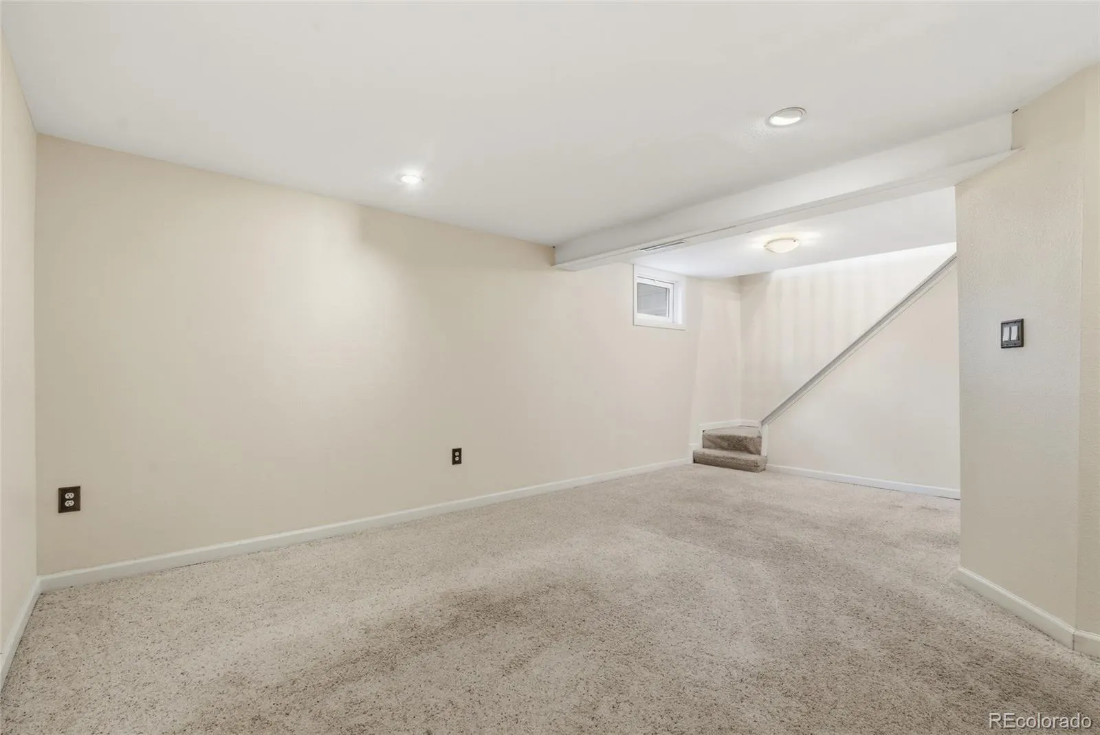5655 Nebraska Way Denver CO 80224 MLS #REC4202176 05232026093838 1600 32