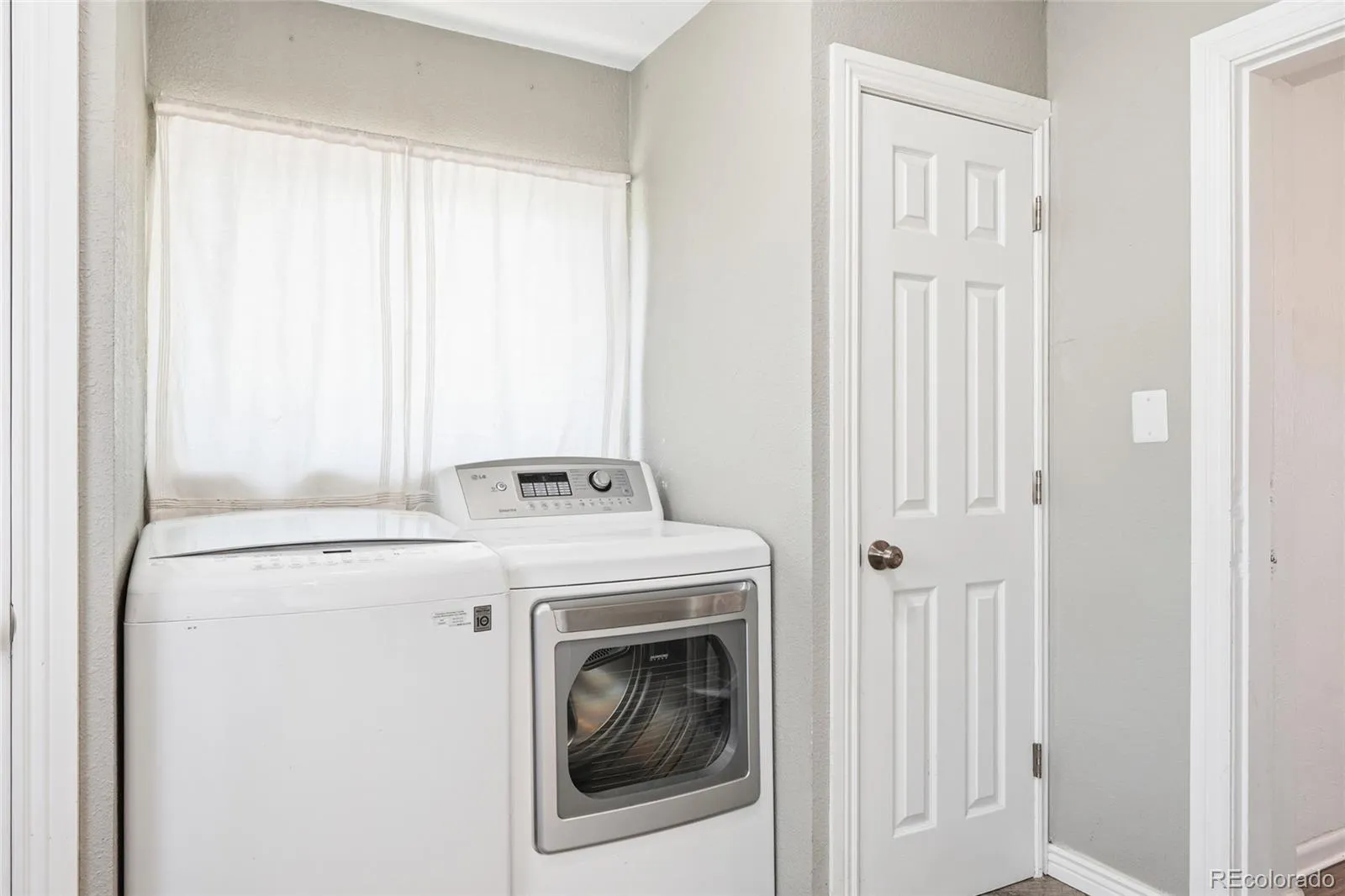 04162026174018 1600 23