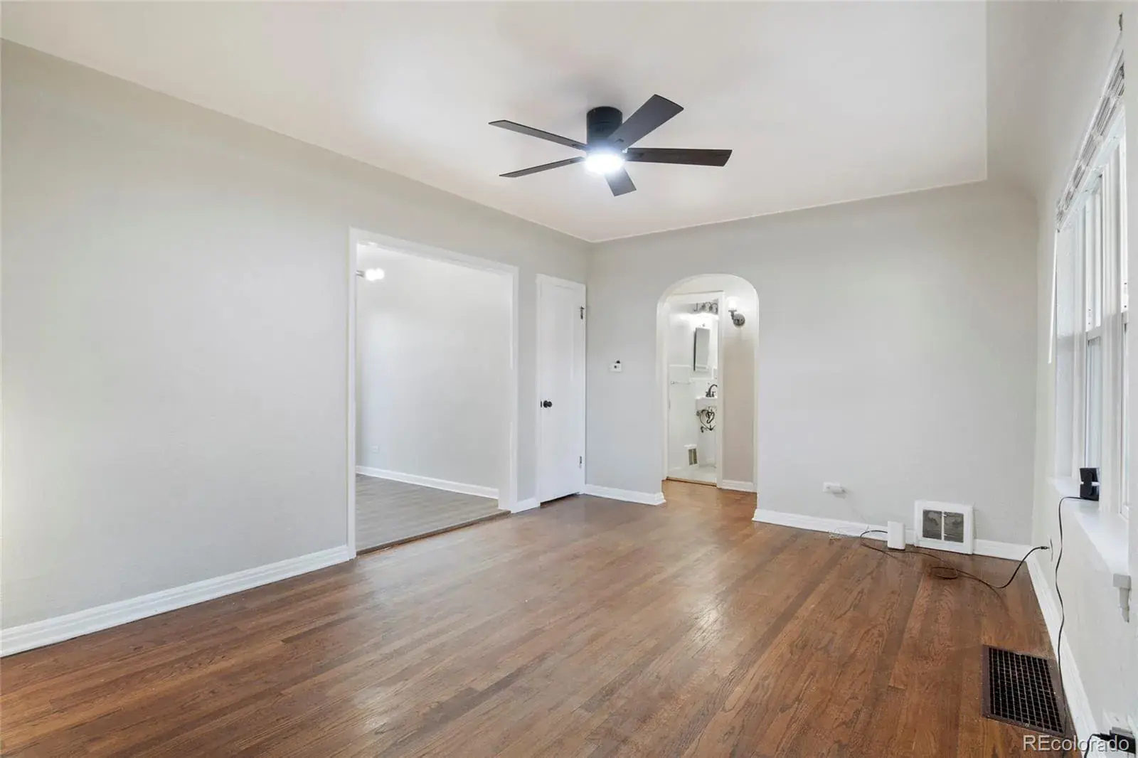 1444 Willow Street Denver CO 80220 MLS #REC4203696 01262026002018 1600 6