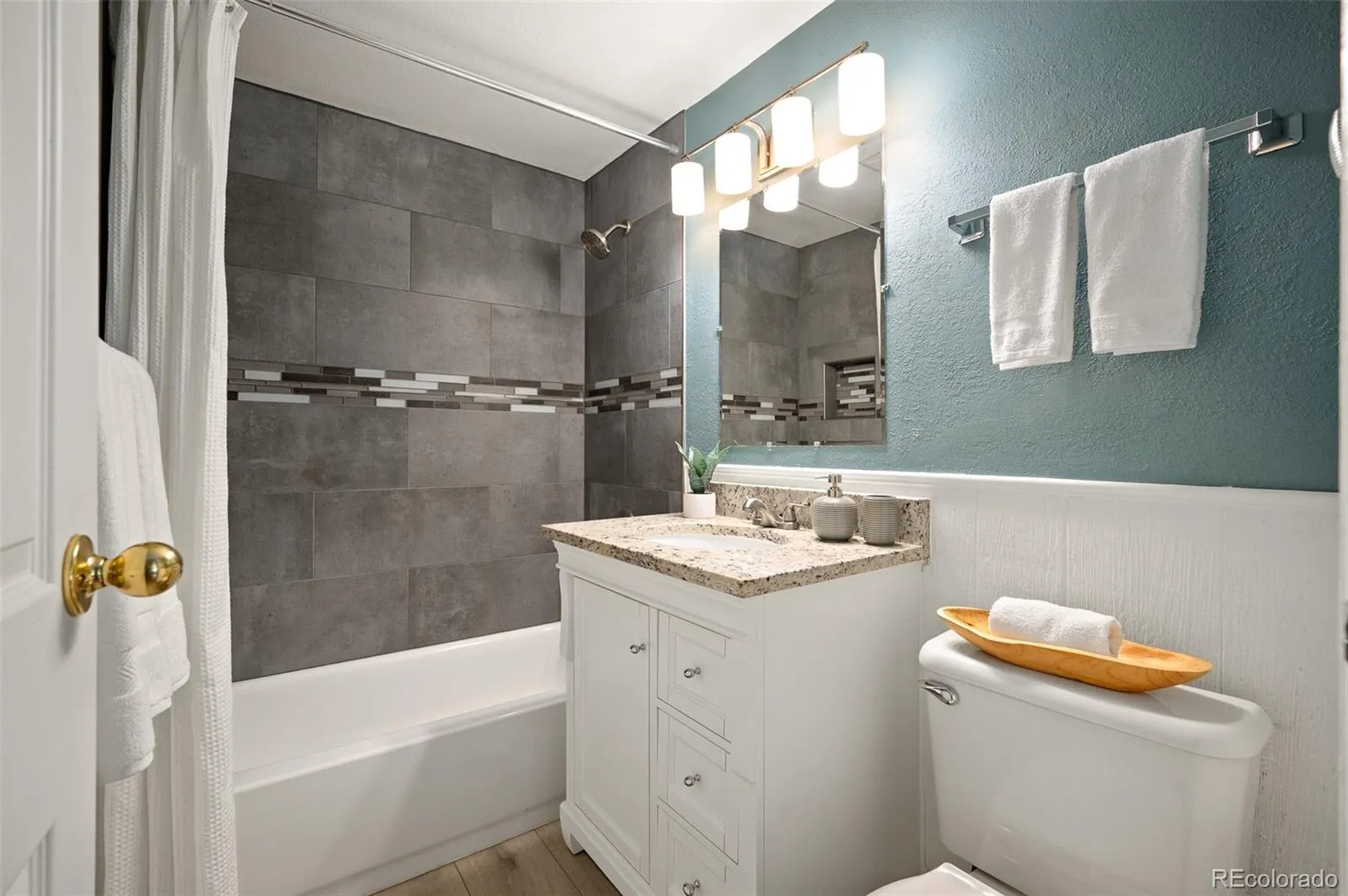 4928 Julian Street Denver CO 80221 MLS #REC4204967 05142026125040 1600 16