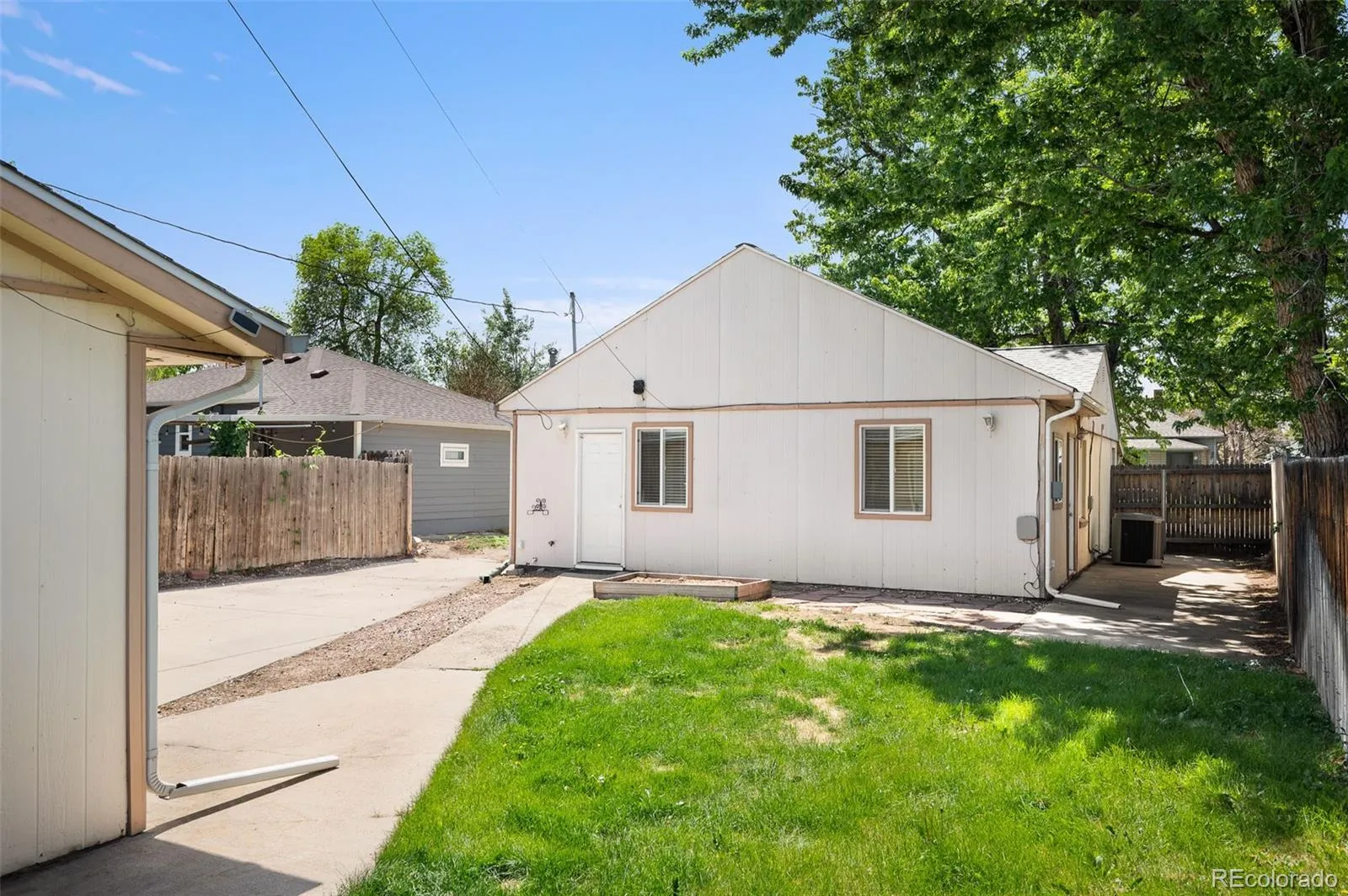 4928 Julian Street Denver CO 80221 MLS #REC4204967 05142026125040 1600 18