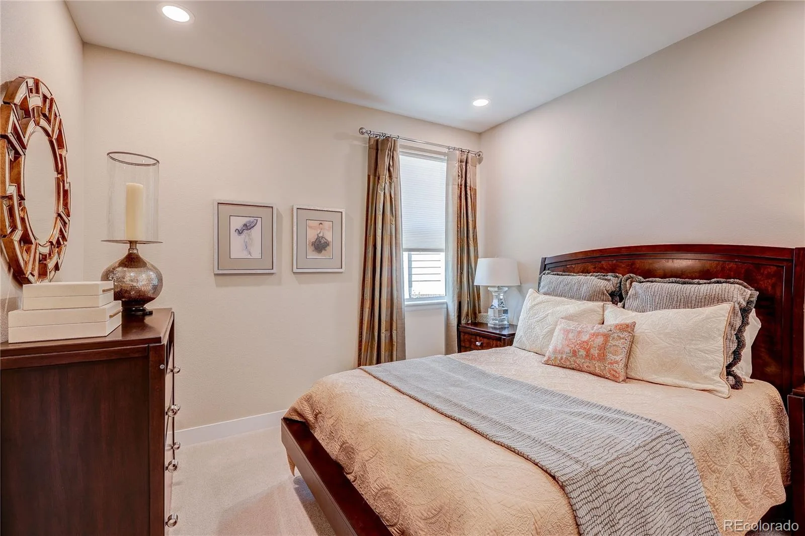 7214 S Shady Grove Court Aurora CO 80016 | MLS #REC4205488 08022026163511 1600 29