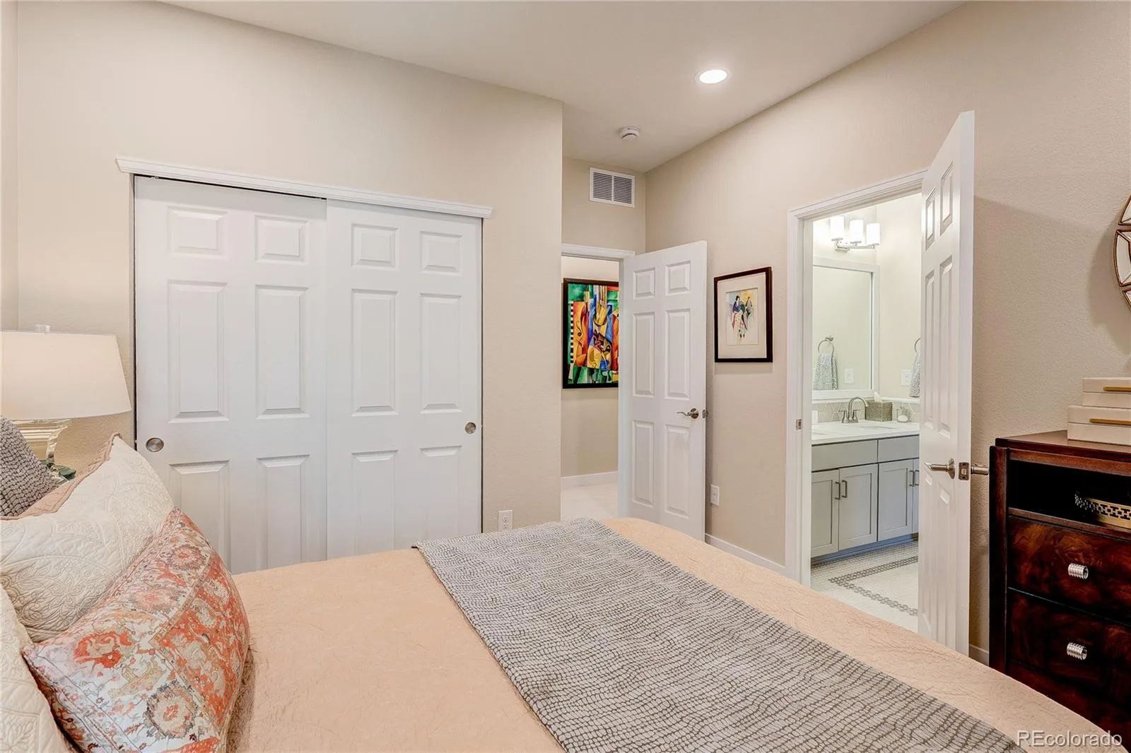 7214 S Shady Grove Court Aurora CO 80016 | MLS #REC4205488 08022026163511 1600 31