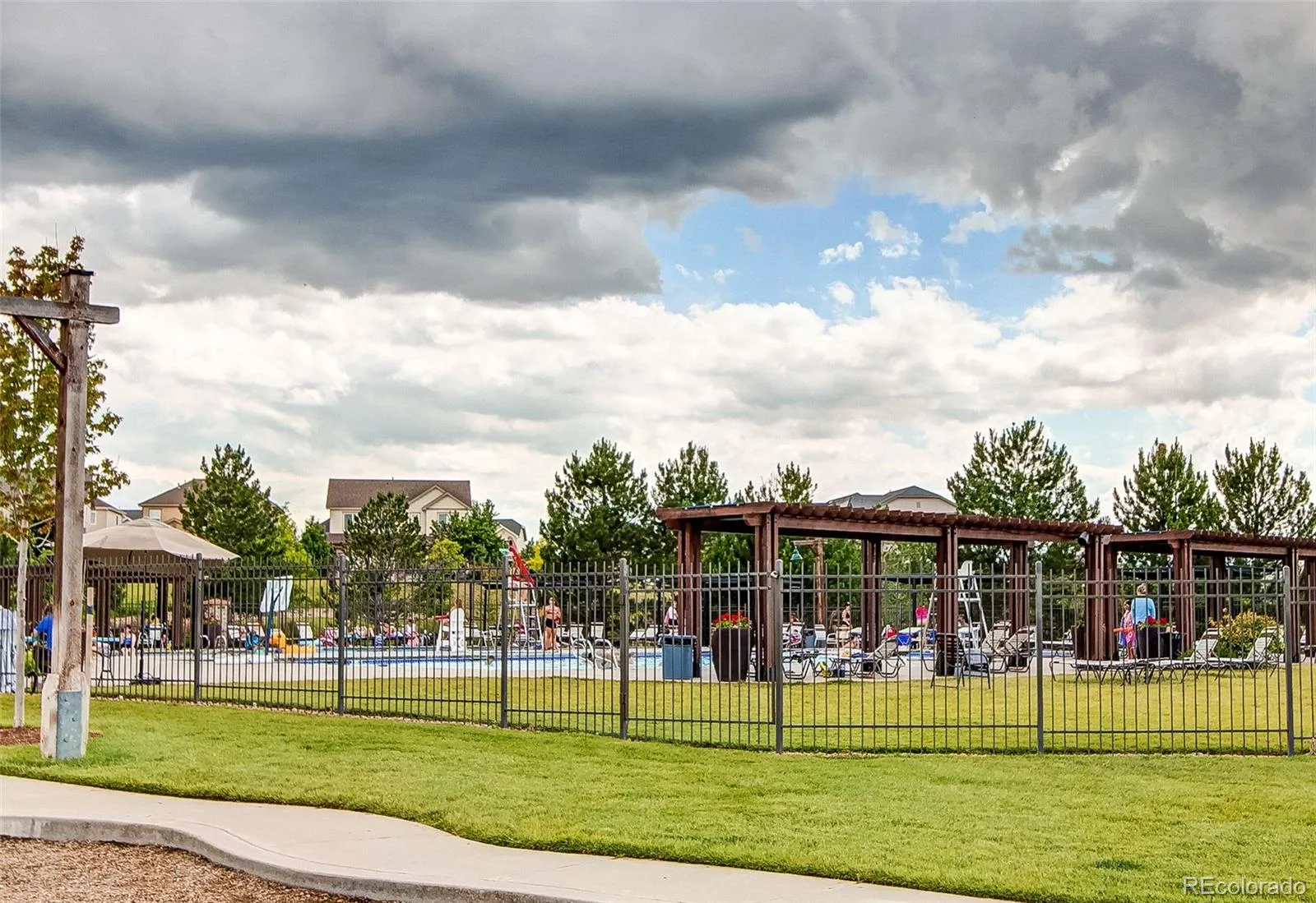 7214 S Shady Grove Court Aurora CO 80016 | MLS #REC4205488 08022026163511 1600 46
