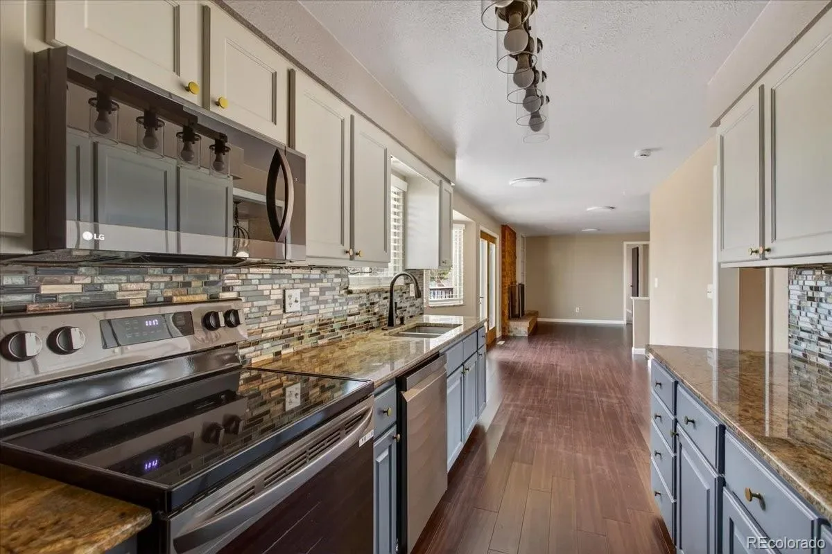 03232026151111 1200 6