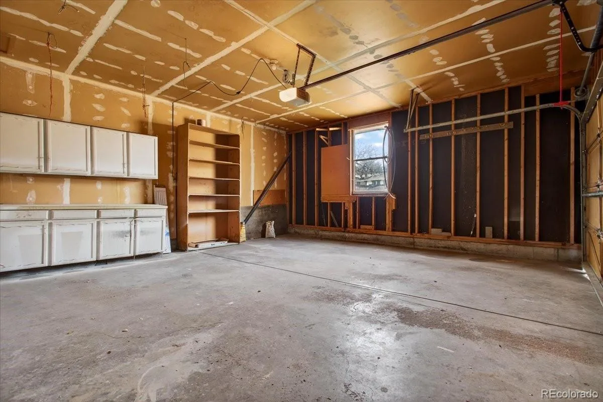 496 Eldridge Court Golden CO 80401 MLS #REC4205801 05312026221616 1200 32