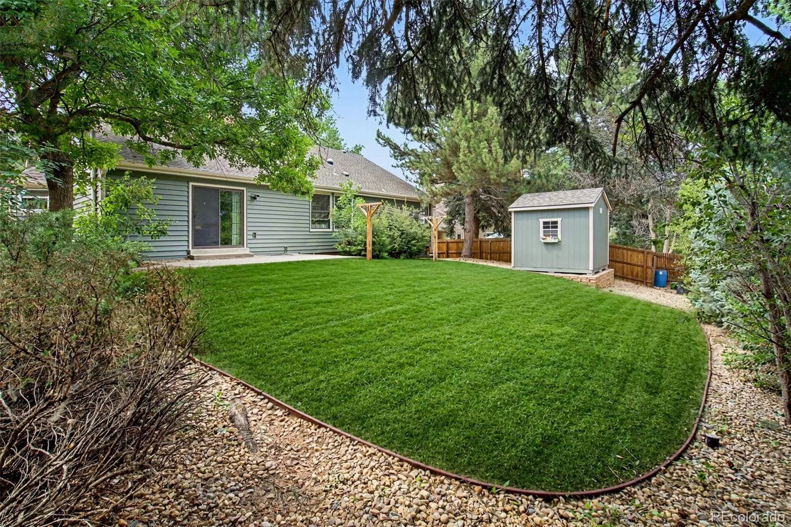 8176 S Newport Way Centennial CO 80112 | MLS #REC4205888 08092026150407 1600 21