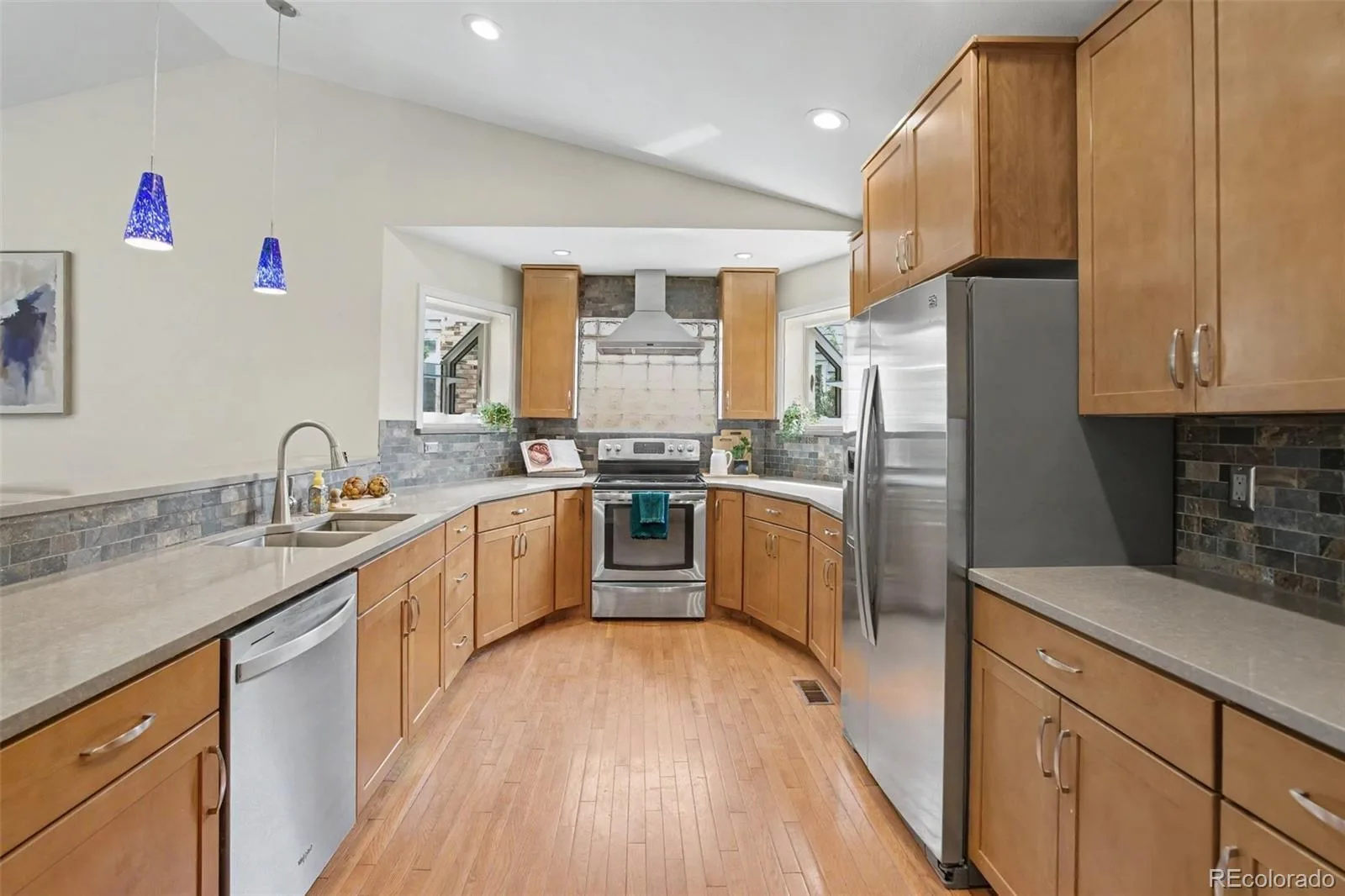 8176 S Newport Way Centennial CO 80112 | MLS #REC4205888 08092026150407 1600 6