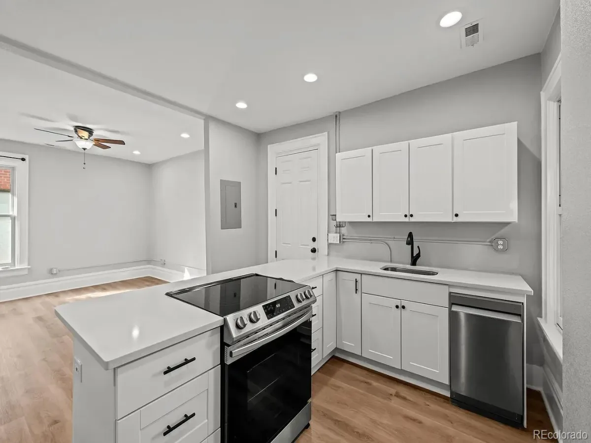 03212026210156 1200 11