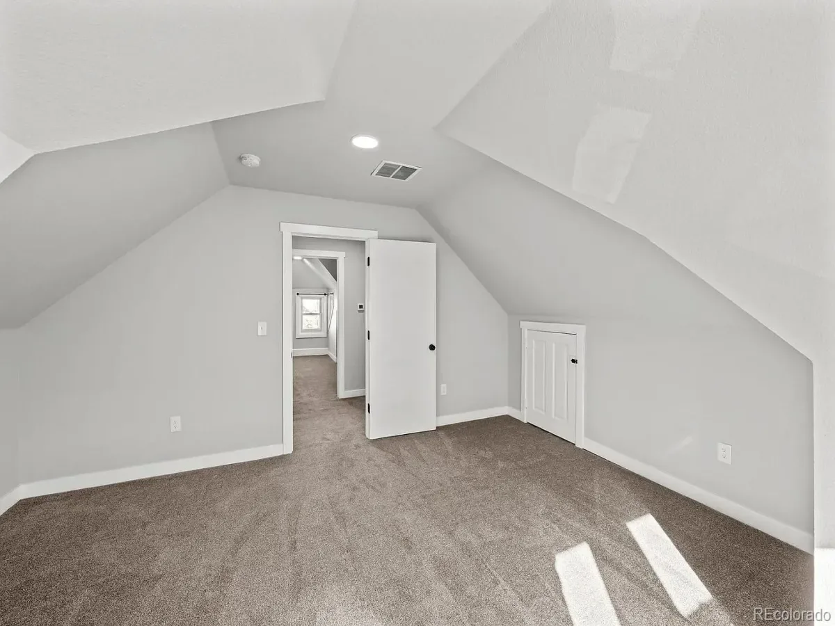 03212026210156 1200 18