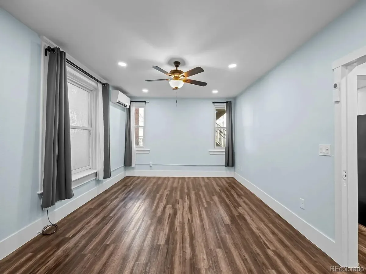 03212026210156 1200 24