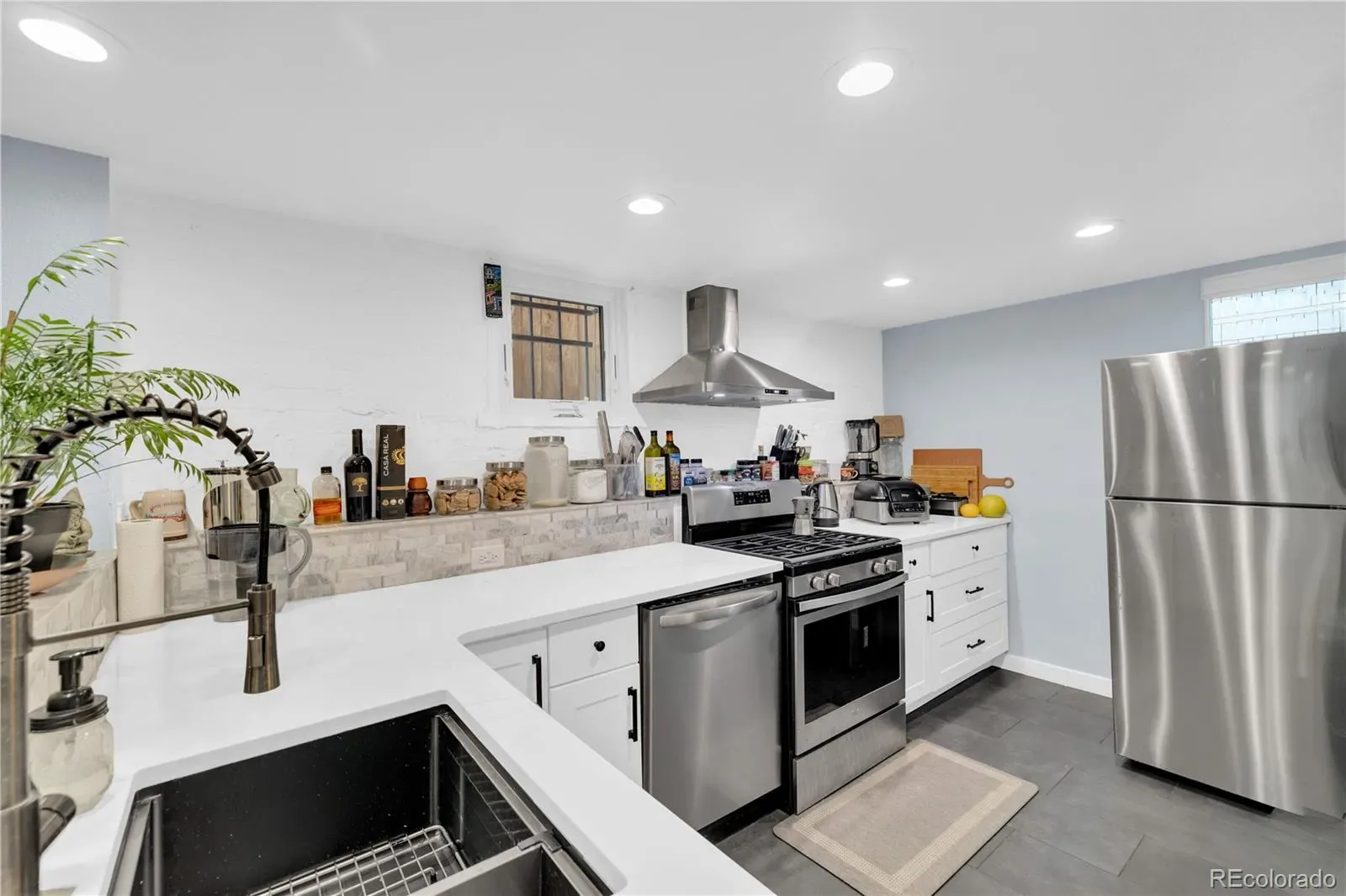 03212026210156 1600 40