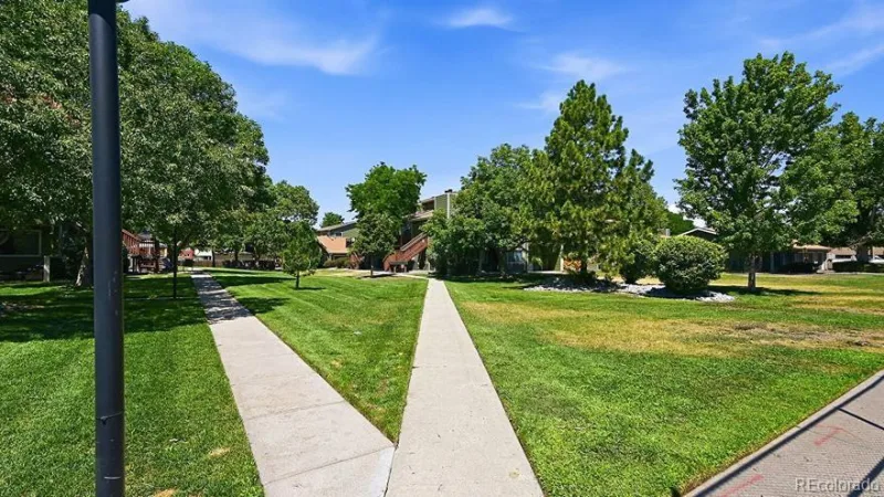 540 S Forest Street #10-103 #10 Denver CO 80246 | MLS #REC4206102 08062026212042 800 22