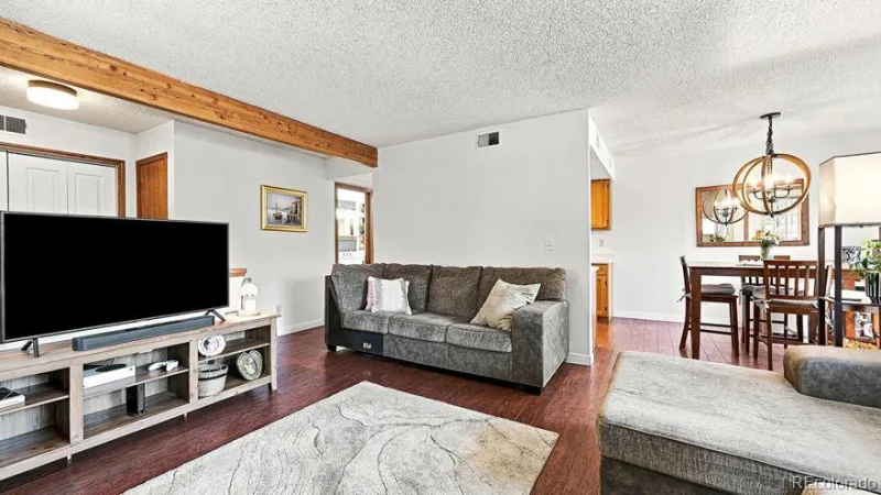540 S Forest Street #10-103 #10 Denver CO 80246 | MLS #REC4206102 08062026212042 800 5