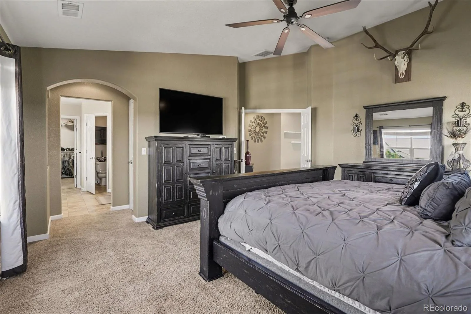 26121 E Orchard Drive Aurora CO 80016 | MLS #REC4207397 10122026150639 1600 21