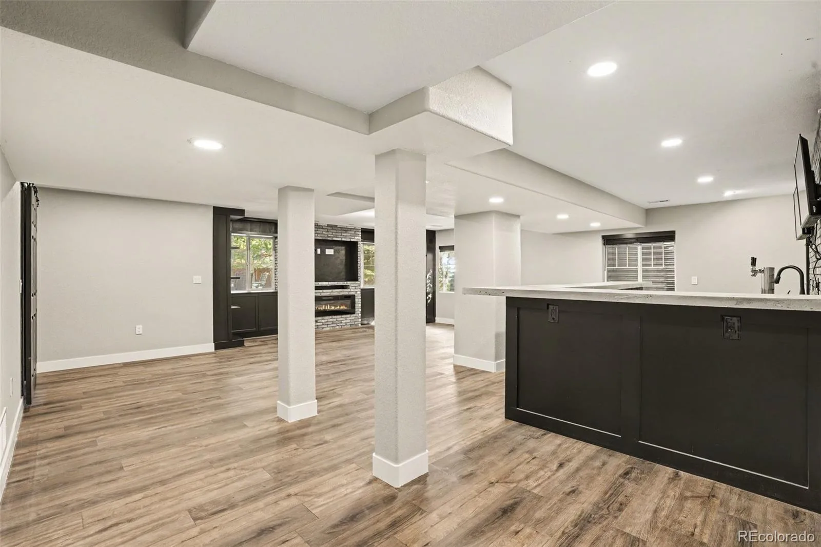 26121 E Orchard Drive Aurora CO 80016 | MLS #REC4207397 10122026150639 1600 31