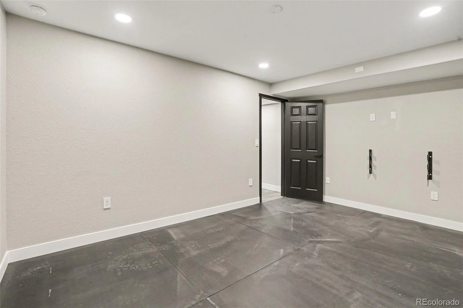 26121 E Orchard Drive Aurora CO 80016 | MLS #REC4207397 10122026150639 1600 37