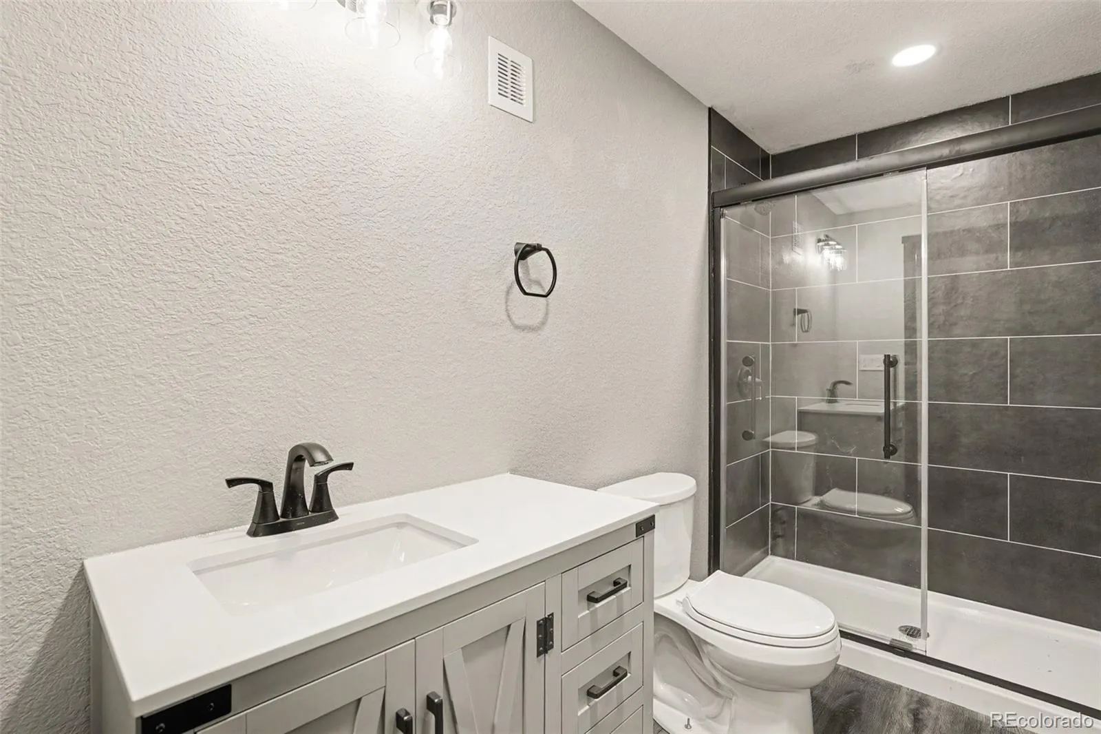 26121 E Orchard Drive Aurora CO 80016 | MLS #REC4207397 10122026150639 1600 38
