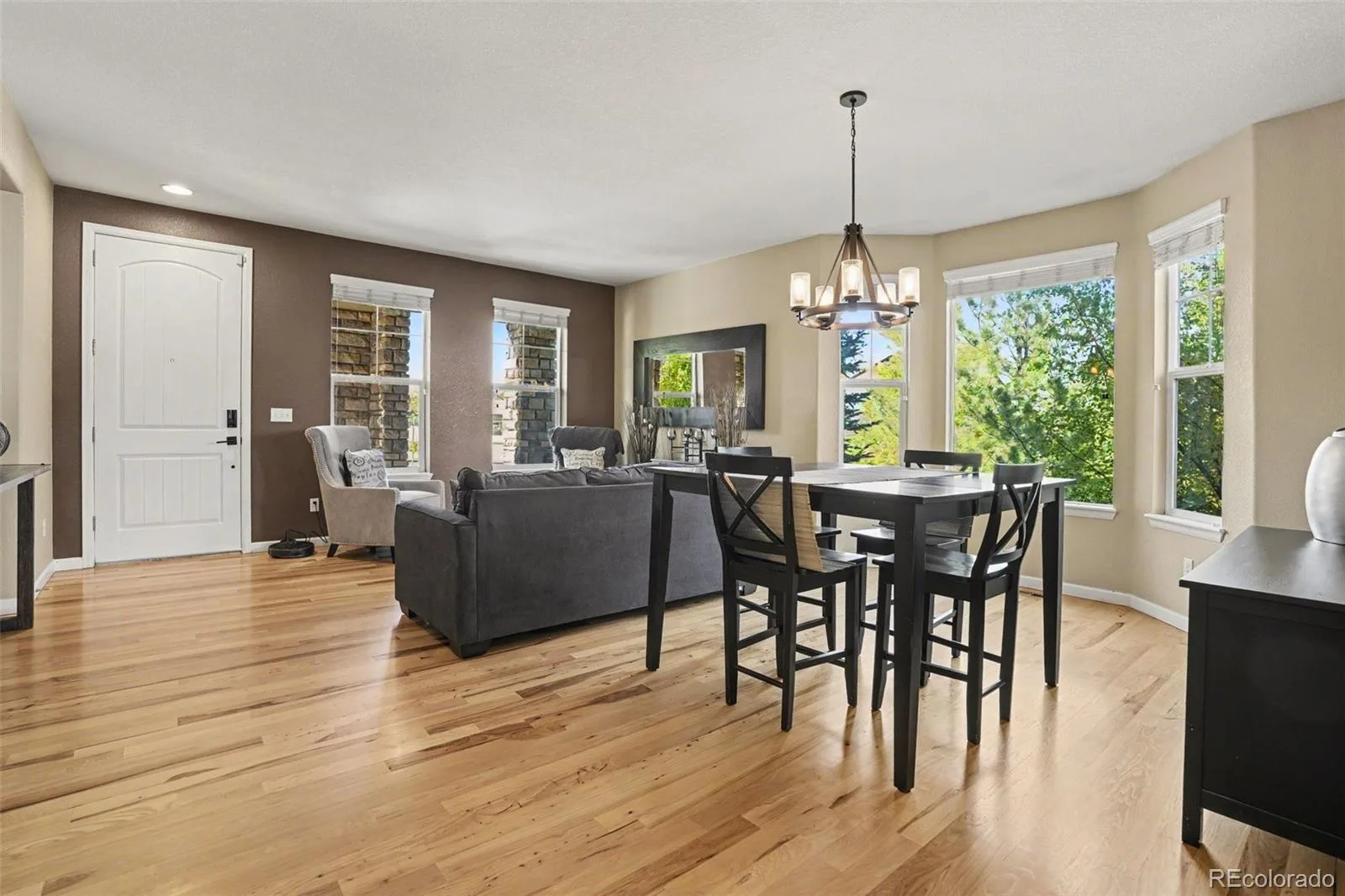 26121 E Orchard Drive Aurora CO 80016 | MLS #REC4207397 10122026150639 1600 6