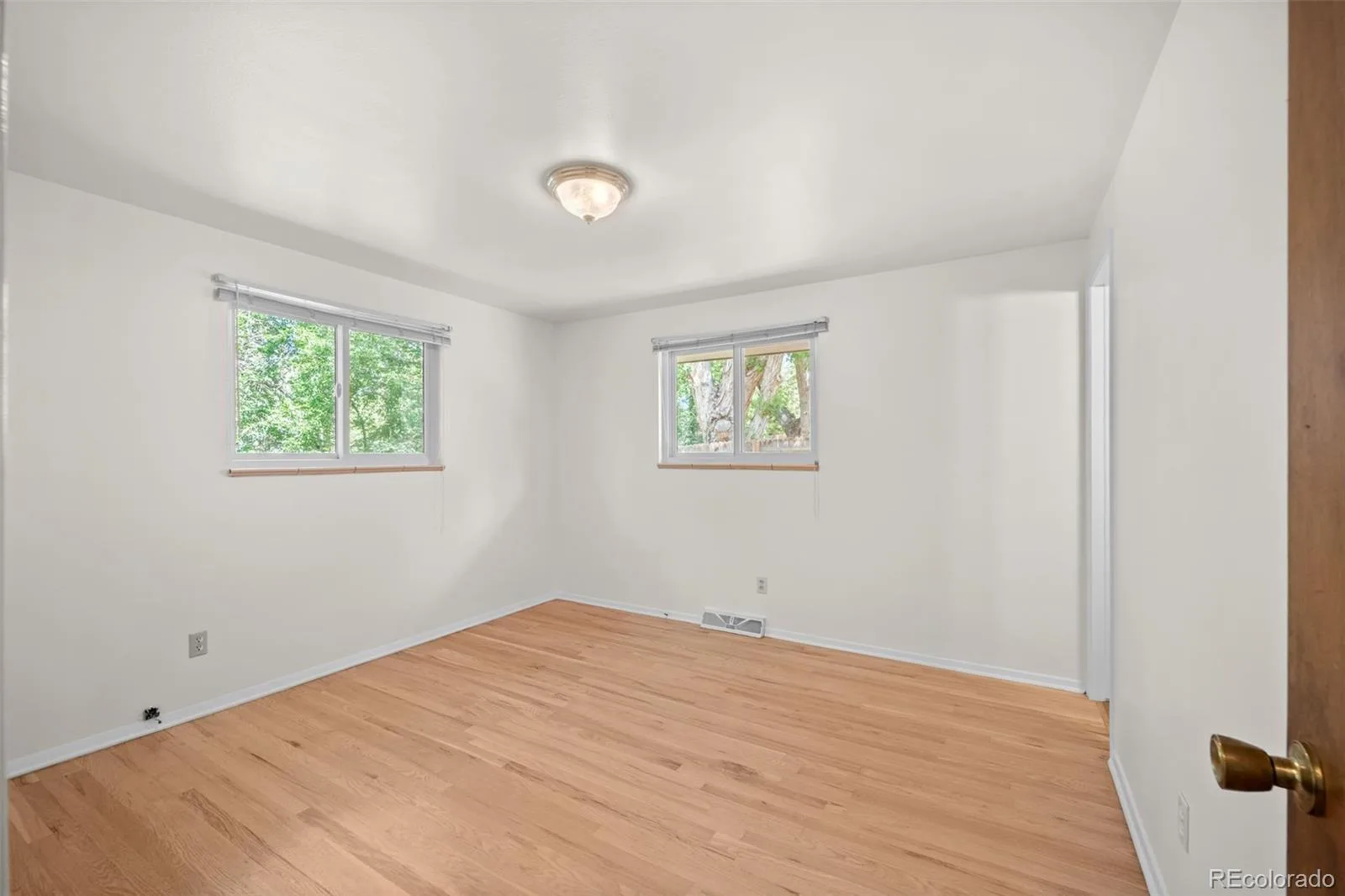 1521 Utah Street Golden CO 80401 MLS #REC4207979 06112026172835 1600 12