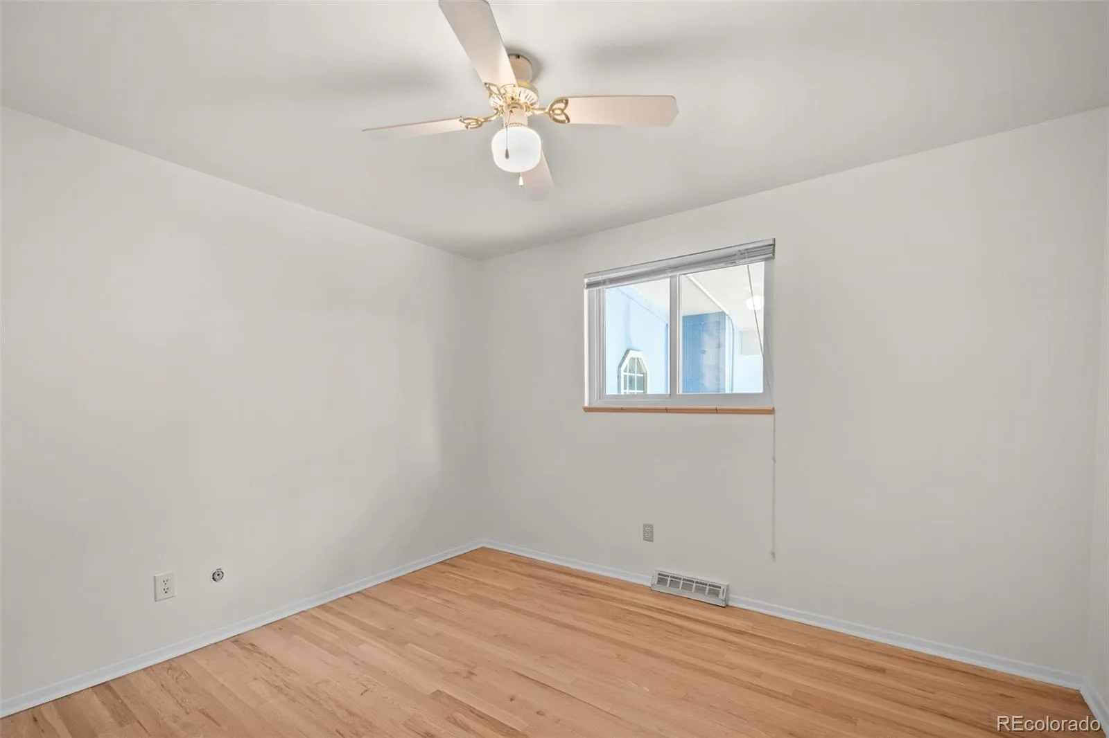 1521 Utah Street Golden CO 80401 MLS #REC4207979 06112026172835 1600 17