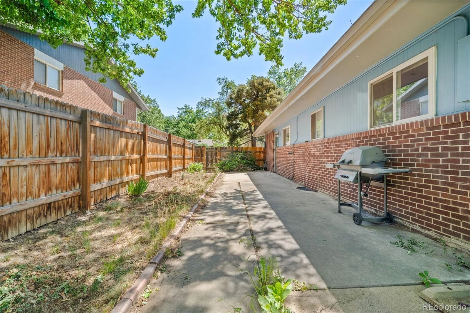 1521 Utah Street Golden CO 80401 MLS #REC4207979 06112026172835 1600 35