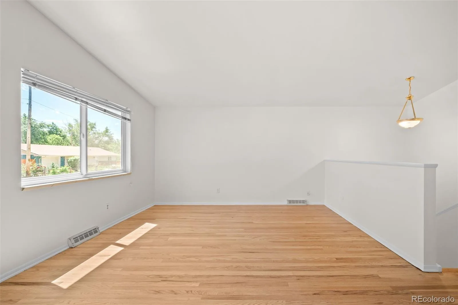 1521 Utah Street Golden CO 80401 MLS #REC4207979 06112026172835 1600 6