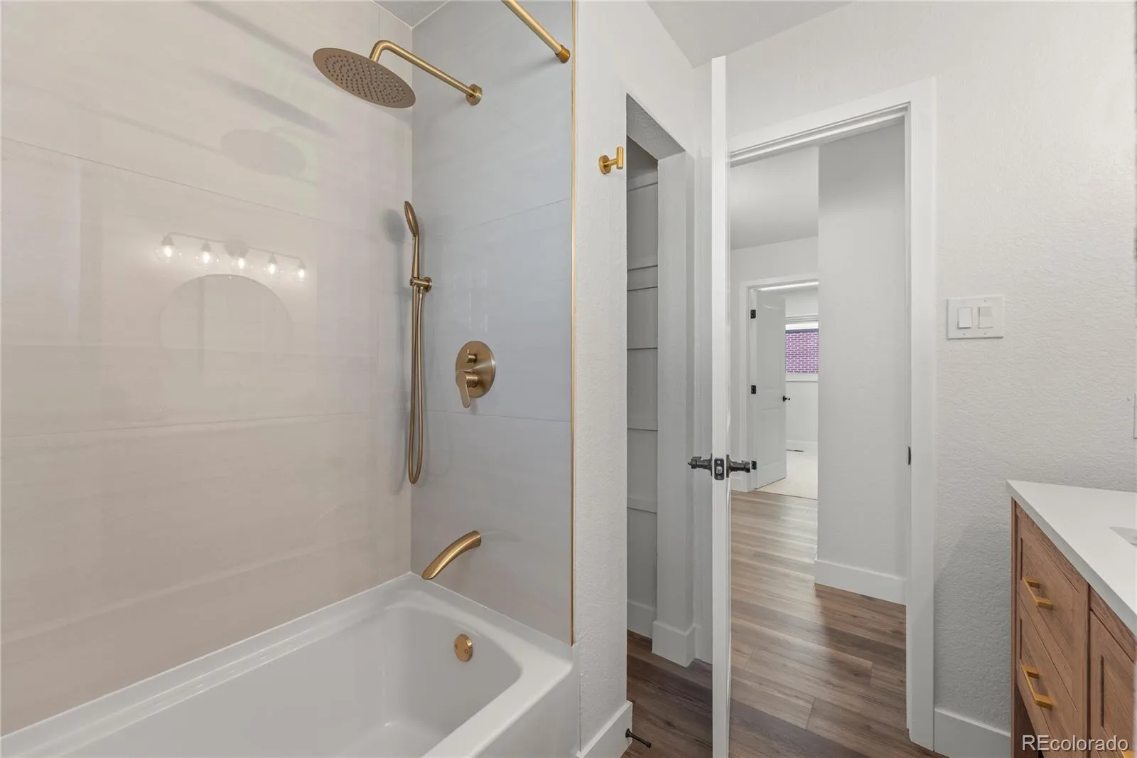 3015 Quebec Street Denver CO 80207 | MLS #REC4208129 10062026034451 1600 22