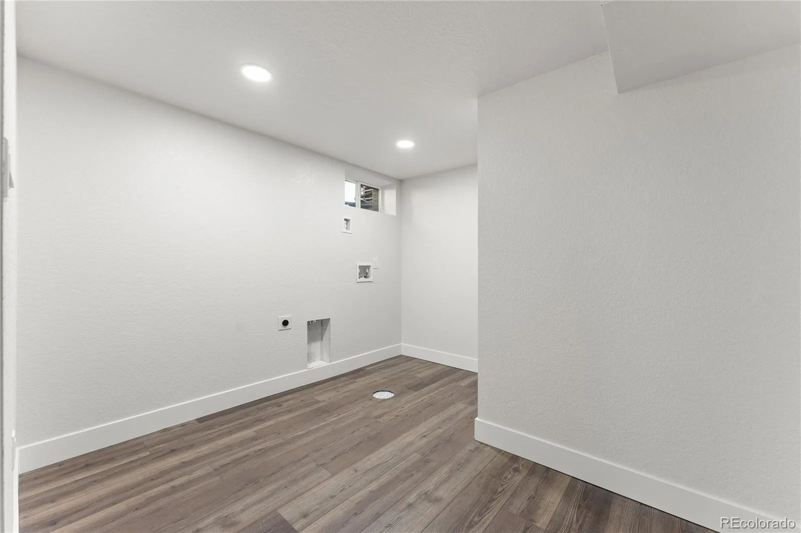 3015 Quebec Street Denver CO 80207 | MLS #REC4208129 10062026034451 1600 39