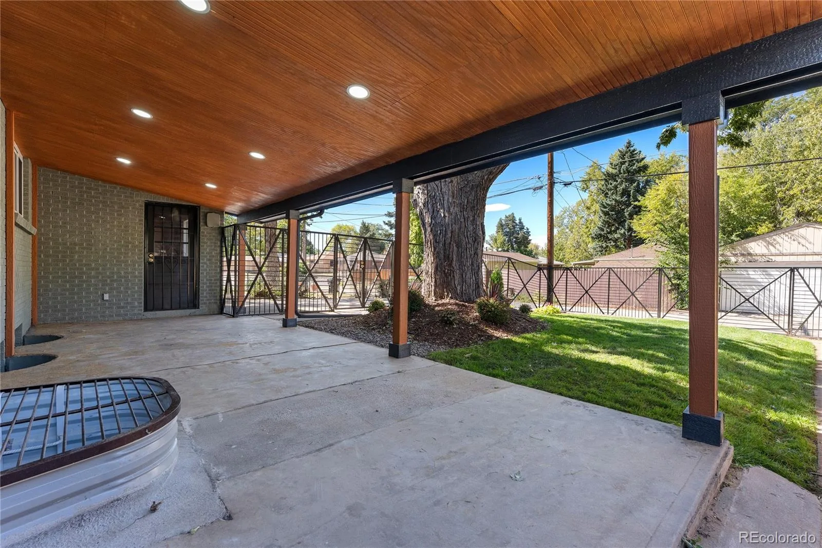 3015 Quebec Street Denver CO 80207 | MLS #REC4208129 10062026034451 1600 41