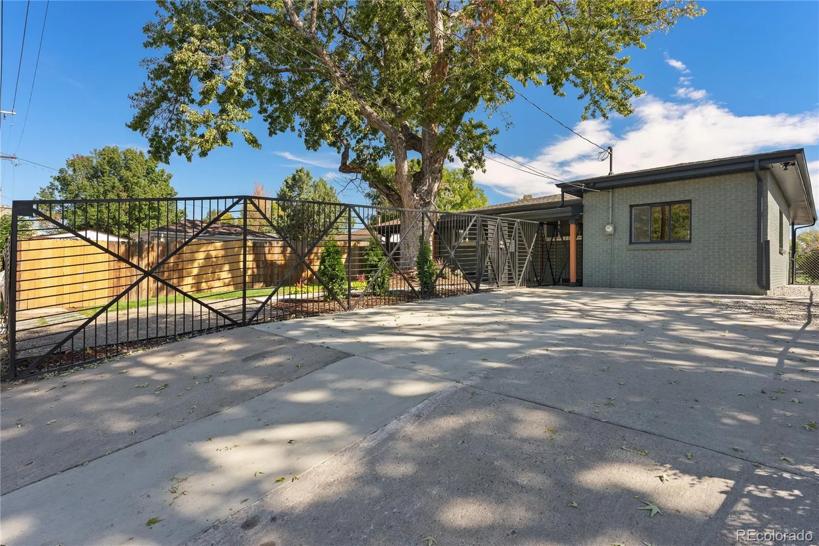 3015 Quebec Street Denver CO 80207 | MLS #REC4208129 10062026034451 1600 43