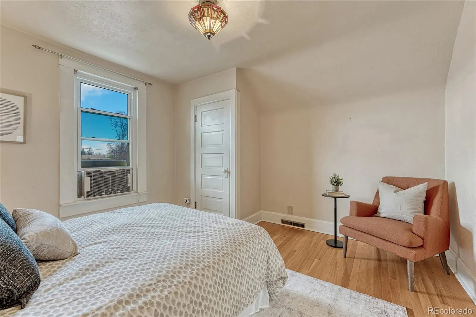 04142026034944 1600 25