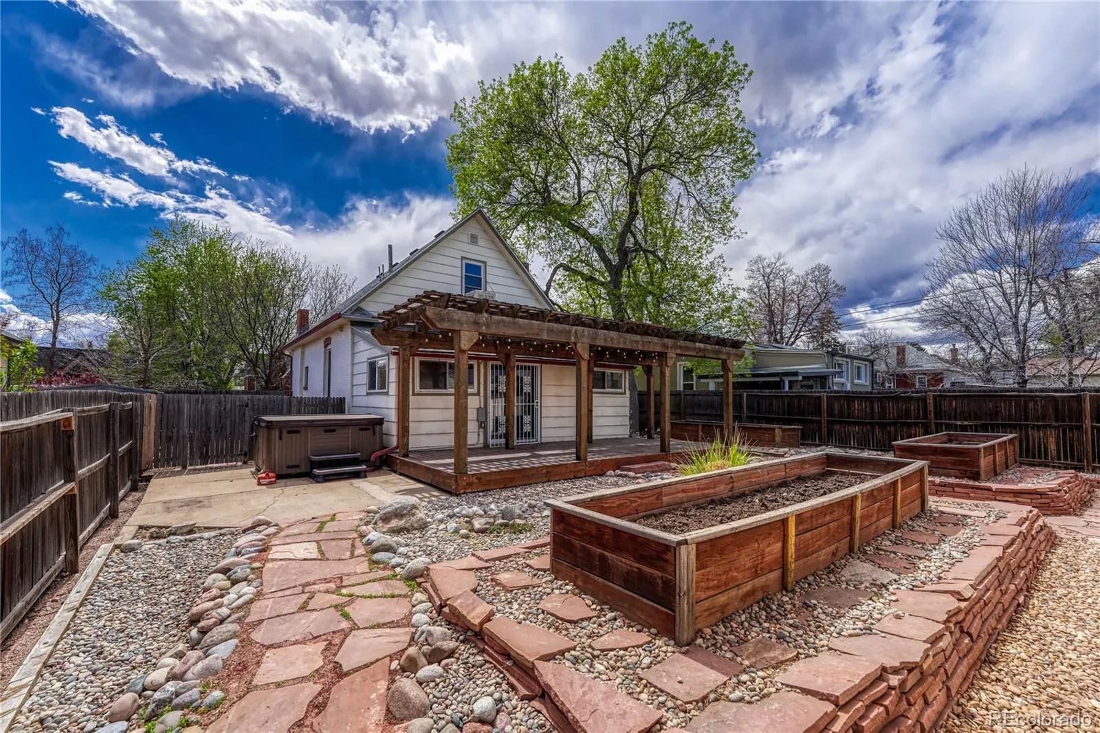 04142026034944 1600 35