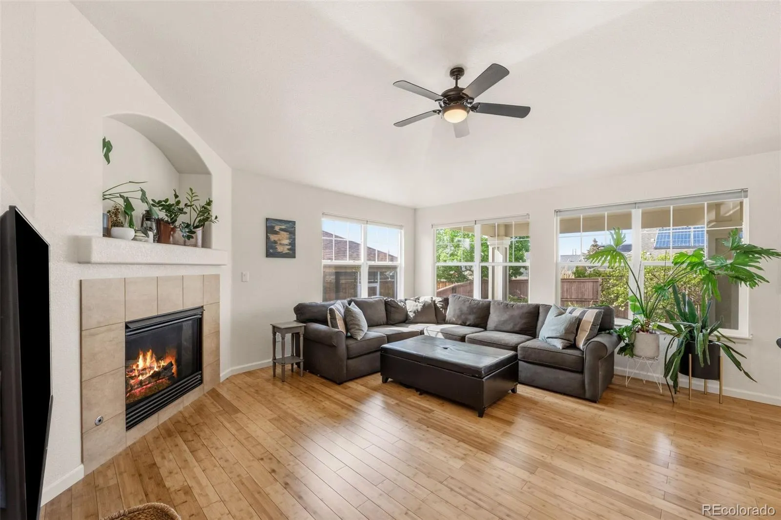 23641 E Whitaker Drive Aurora CO 80016 MLS #REC4208386 04272026225534 1600 11