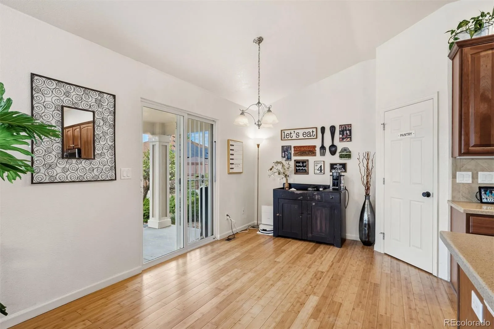 23641 E Whitaker Drive Aurora CO 80016 MLS #REC4208386 04272026225534 1600 19