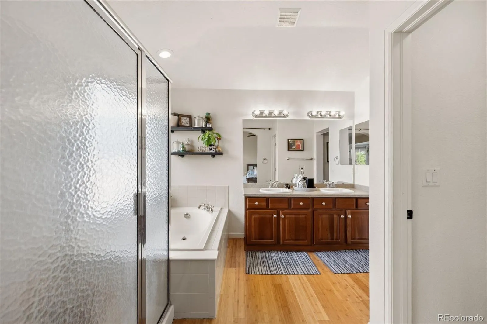 23641 E Whitaker Drive Aurora CO 80016 MLS #REC4208386 04272026225534 1600 23
