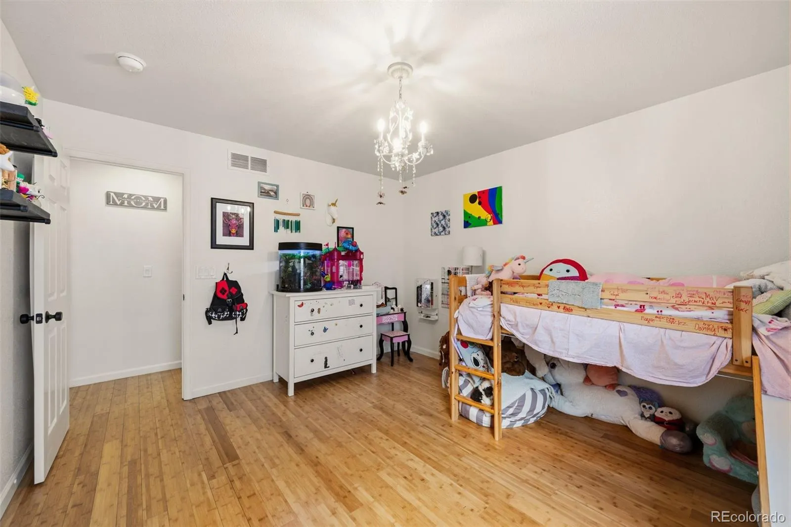 23641 E Whitaker Drive Aurora CO 80016 MLS #REC4208386 04272026225534 1600 30