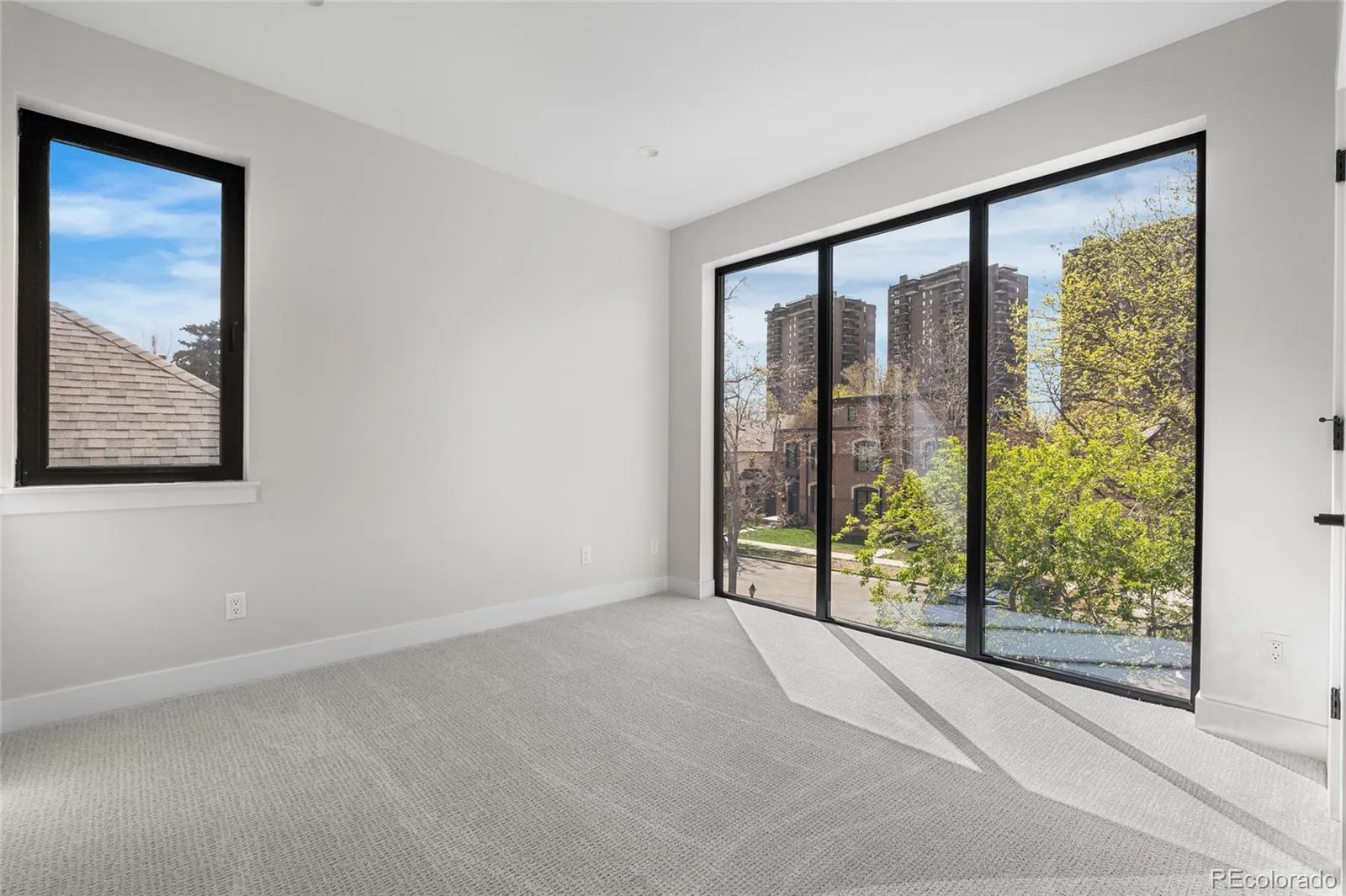 04092026223541 1600 26