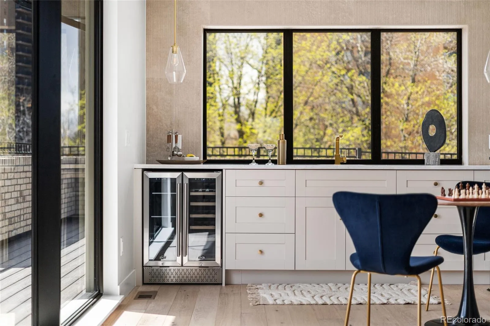 04092026223541 1600 28