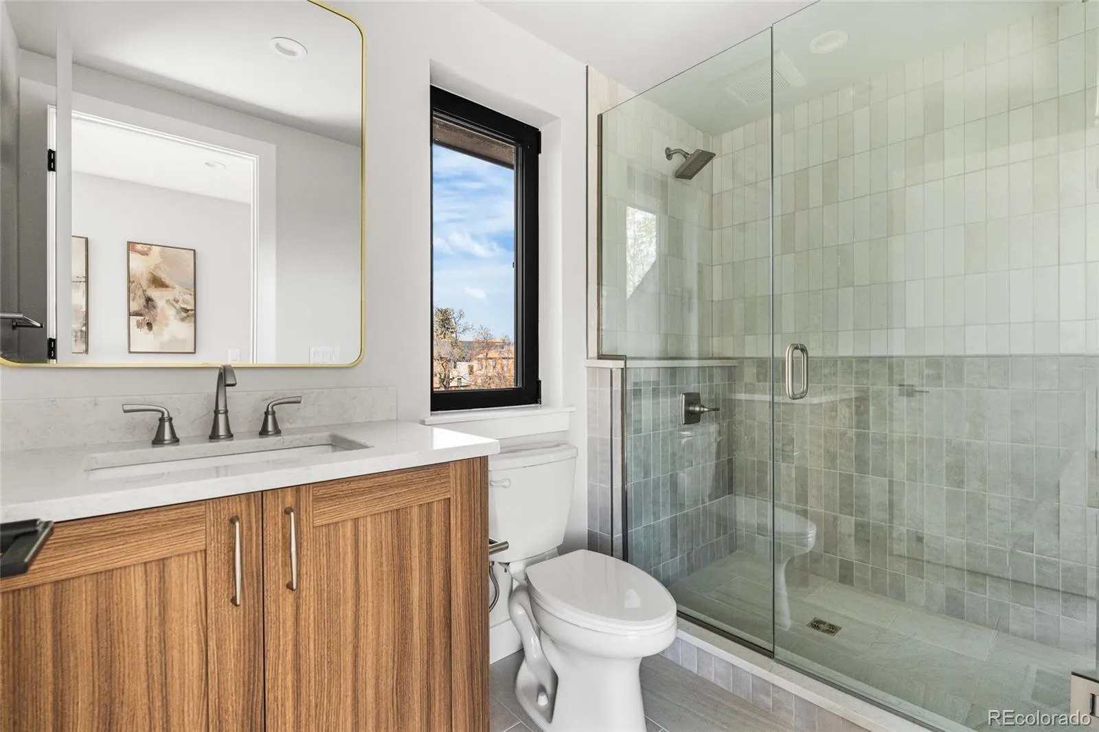 04092026223541 1600 31