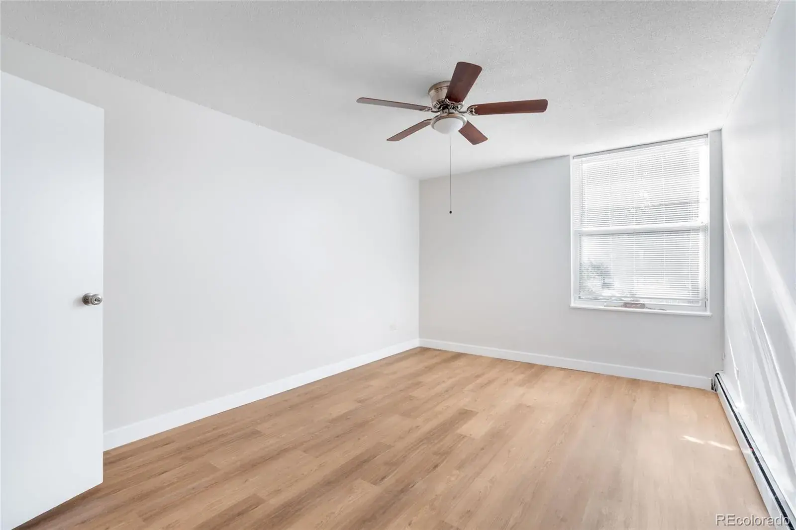 2231 S Vaughn Way #118B Aurora CO 80014 MLS #REC4210370 12182025013510 1600 15