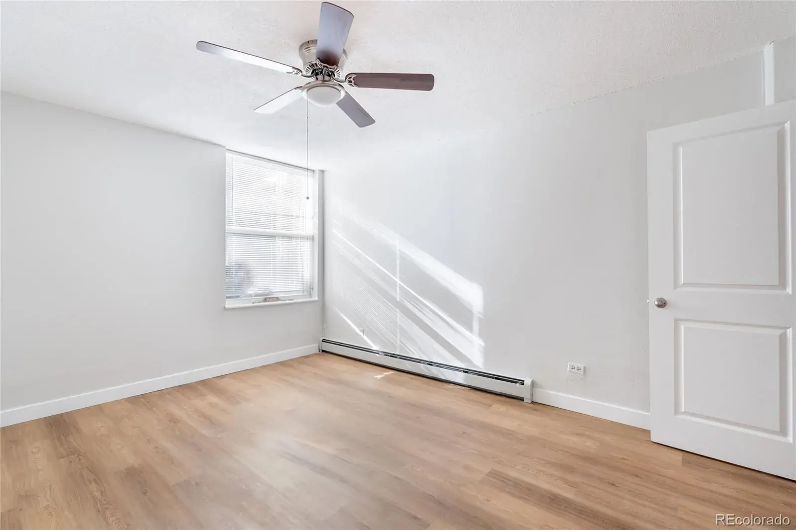 2231 S Vaughn Way #118B Aurora CO 80014 MLS #REC4210370 12182025013510 1600 16
