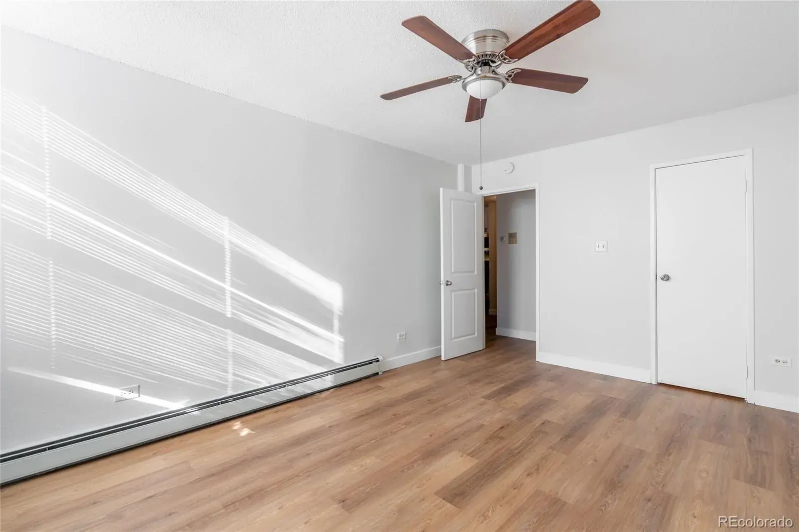 2231 S Vaughn Way #118B Aurora CO 80014 MLS #REC4210370 12182025013510 1600 17