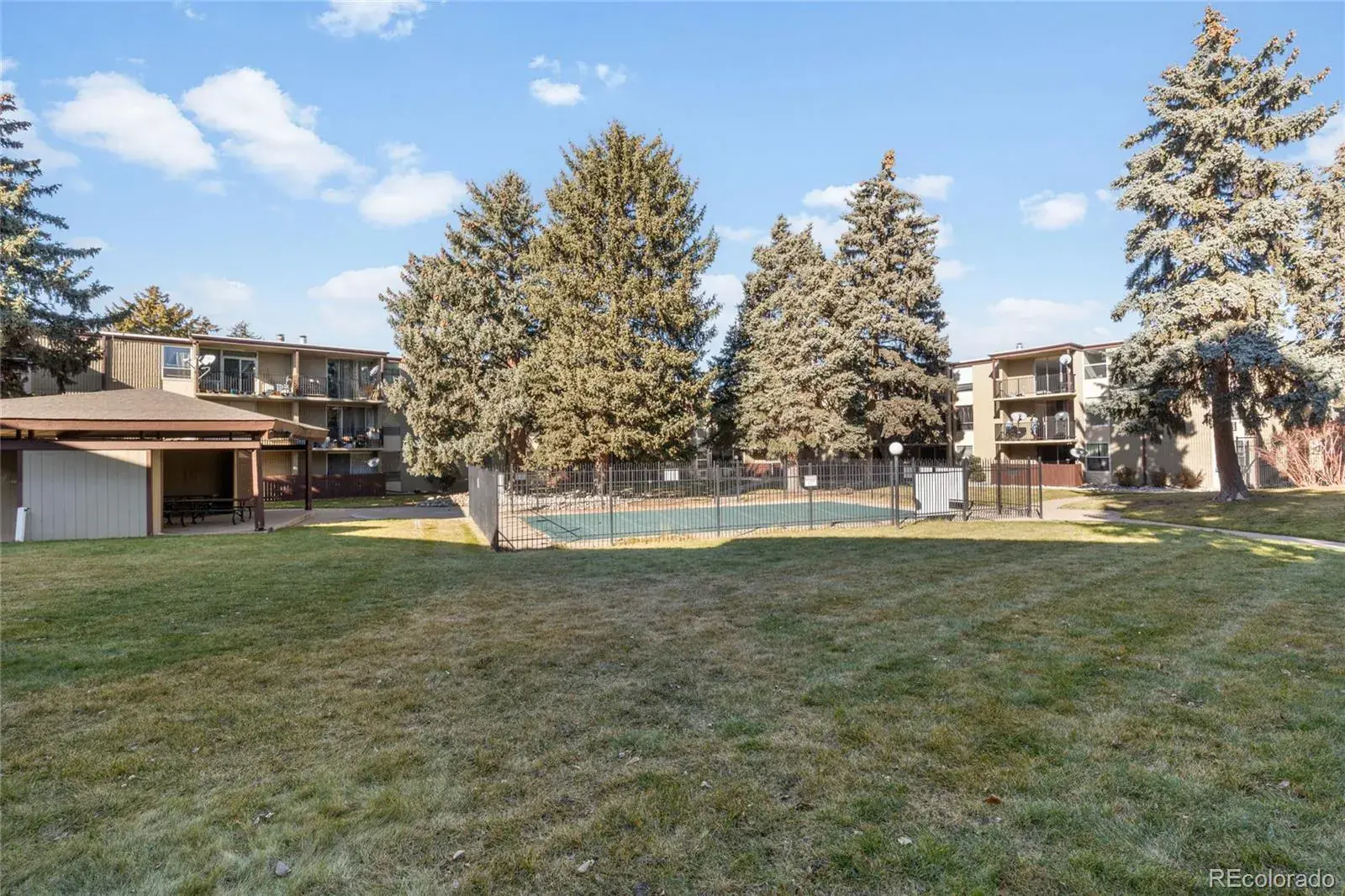 2231 S Vaughn Way #118B Aurora CO 80014 MLS #REC4210370 12182025013510 1600 26