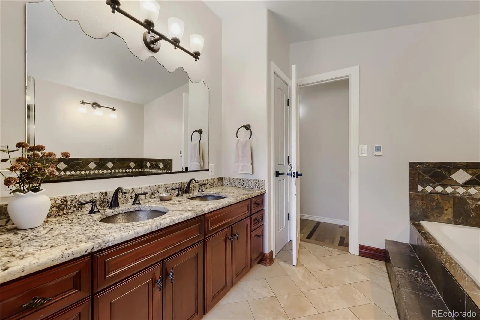 10405 W 79th Way Arvada CO 80005 MLS #REC4211567 07012026233616 1600 18