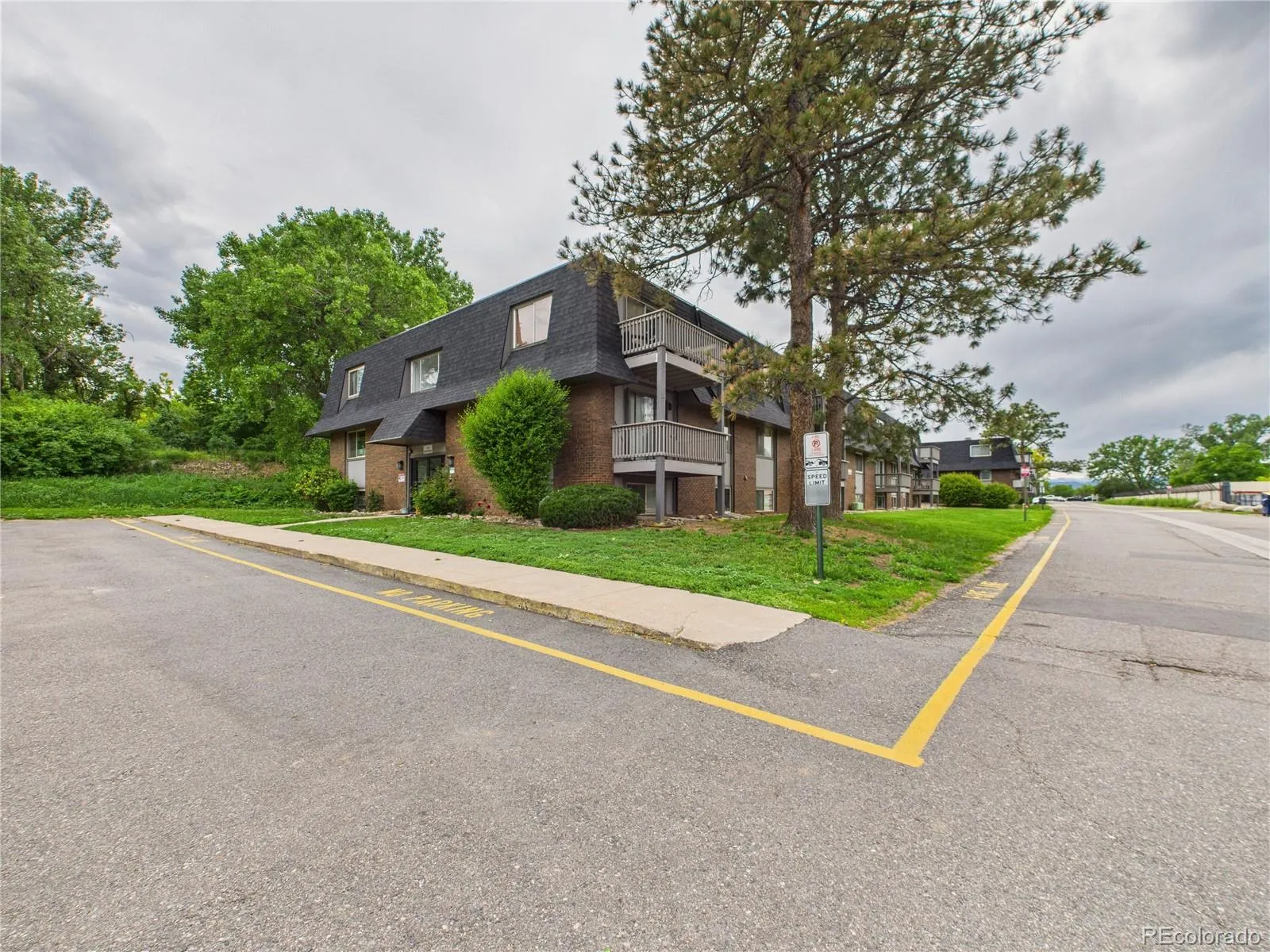 190 E Highline Circle #302 Centennial CO 80122 MLS #REC4212003 05192026202516 1600 26