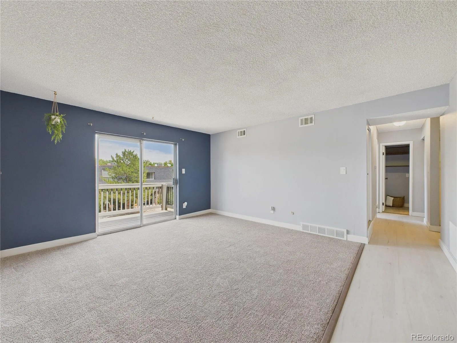 190 E Highline Circle #302 Centennial CO 80122 MLS #REC4212003 05192026202516 1600 6