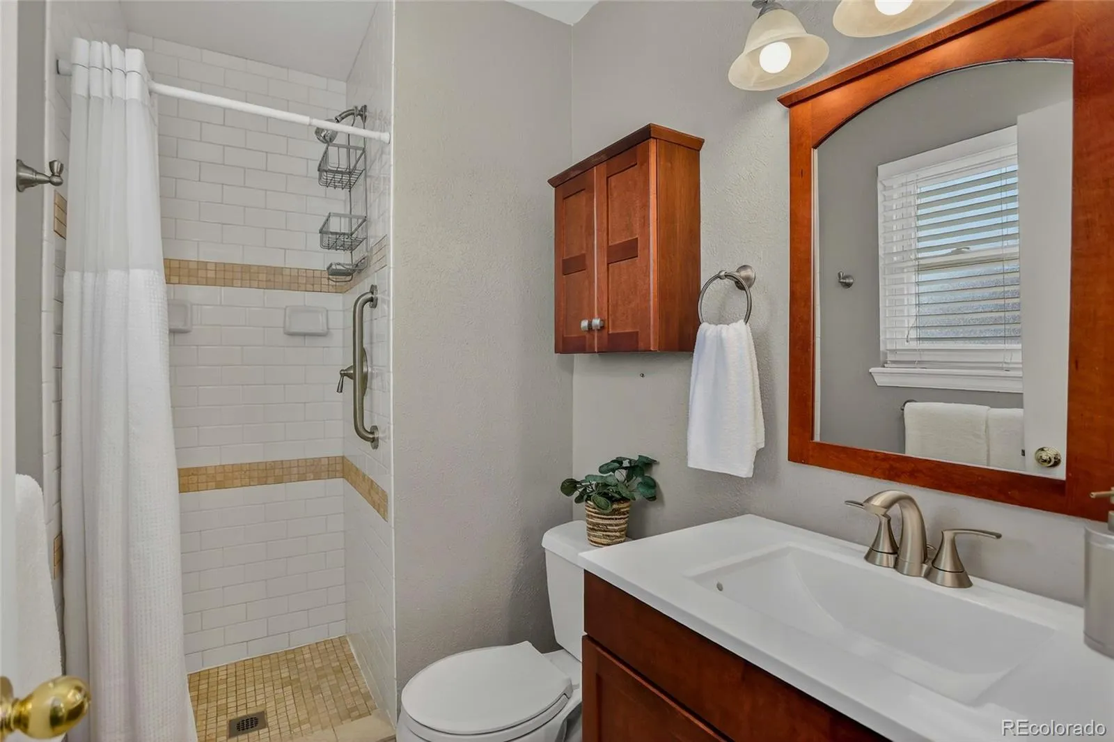 6937 Pierce Street Arvada CO 80003 MLS #REC4212499 05242026213812 1600 18