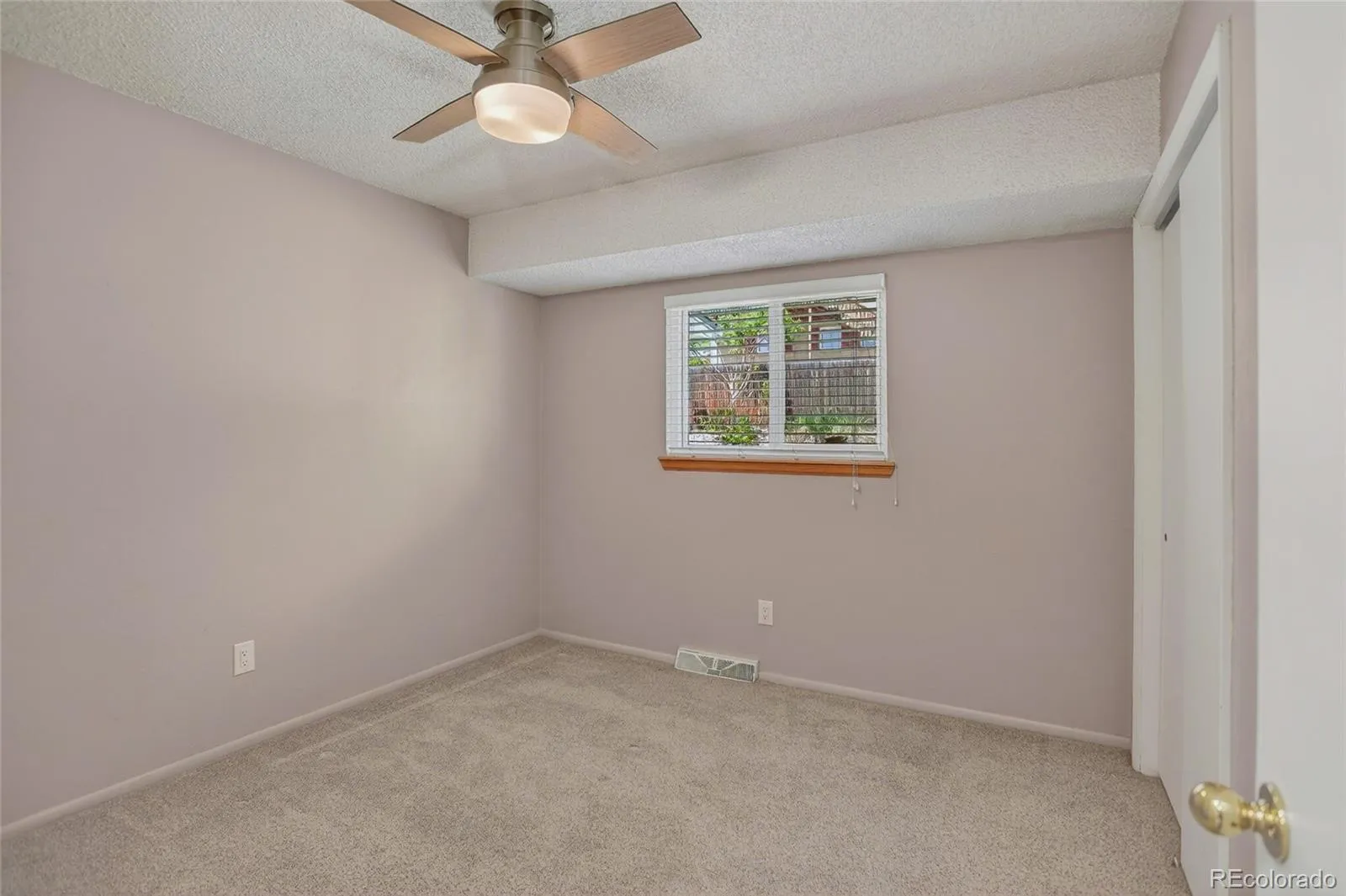 6937 Pierce Street Arvada CO 80003 MLS #REC4212499 05242026213812 1600 21