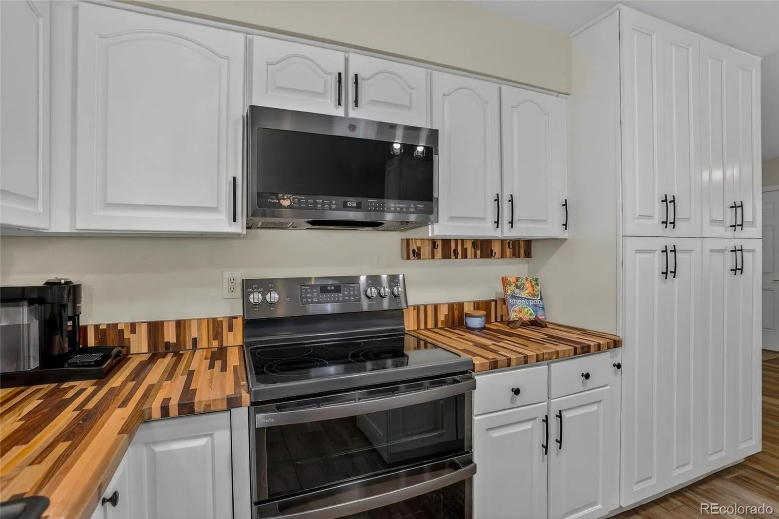 6937 Pierce Street Arvada CO 80003 MLS #REC4212499 05242026213812 1600 3
